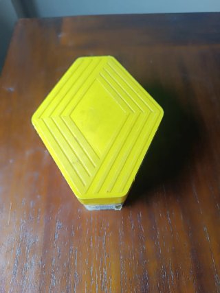 Caja bombillas Renault Mazda
