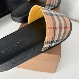 Chanclas Burberry Check Multicolor