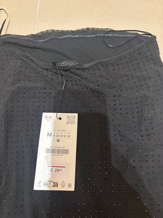 Vestido negro con brillo