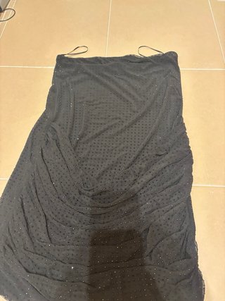 Vestido negro con brillo