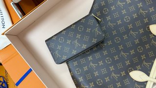 Bolso Louis Vuitton Monogram con Cartera Nuevo