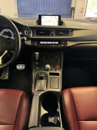 Lexus CT 200h F-Sport