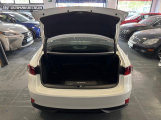 Lexus IS 2.5 300h Executive Navibox