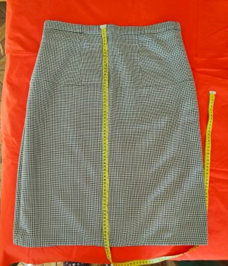 Conjunto de falda y blusa señora