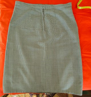 Conjunto de falda y blusa señora
