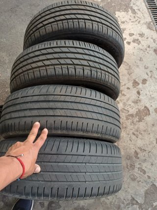 Neumáticos 195/55/16 venta inmediata por espacio