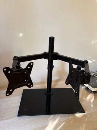 2 Monitores Gaming + Soporte
