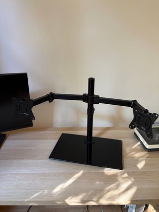 2 Monitores Gaming + Soporte