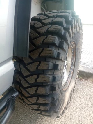 Maxxis trepador amarillas 40/13.5 r17