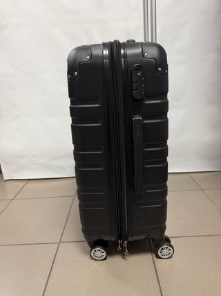 Maleta mediana extensible nueva