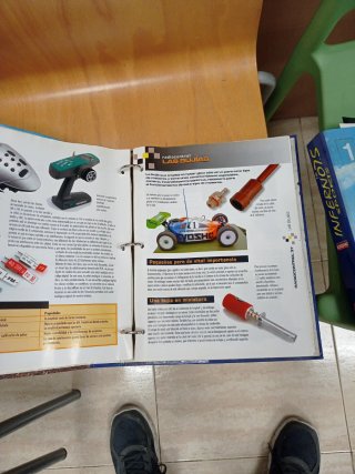 Manuales kyosho