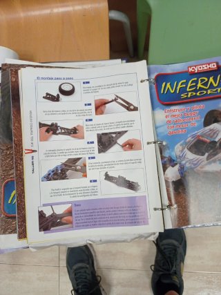 Manuales kyosho