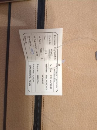Neceser , maletín documentos .