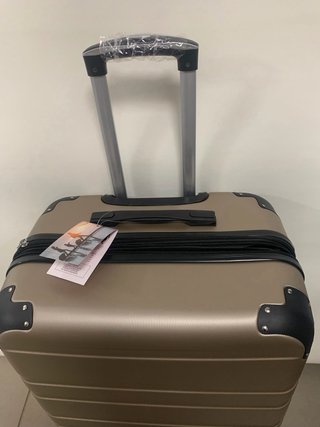 Maleta mediana extensible nueva 20 kilos