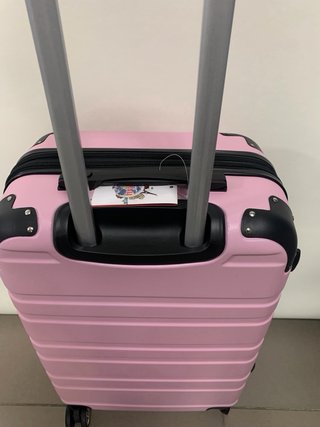 Maleta mediana extensible 20 kilos nueva