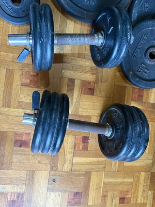 Barras y discos de pesas
