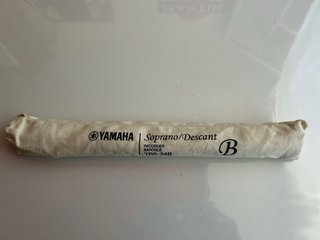 Flauta Yamaha YRS-24B Soprano/Desc.