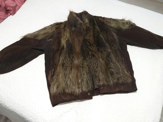 Chaqueta artesanal de piel