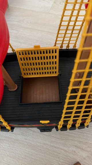 Barco Pirata Playmobil con Figuras