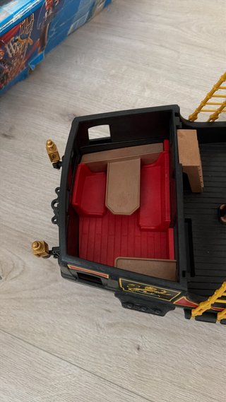 Barco Pirata Playmobil con Figuras