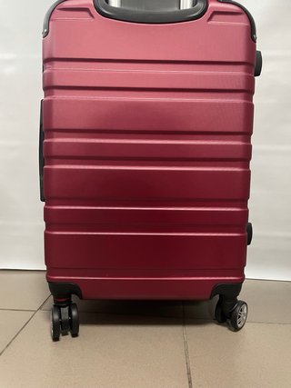 Maleta mediana extensible nueva 20 kilos