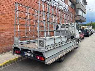 Nissan Cabstar 2004