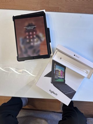 iPad Pro 10.5, Teclado Logitech, Pencil