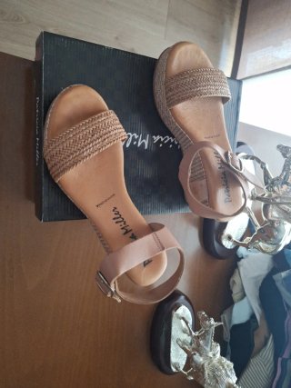 Sandalias Patricia Miller Beige Talla 37
