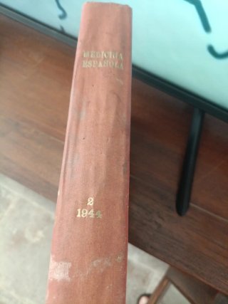 Libro antiguo de medicina