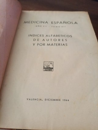 Libro antiguo de medicina