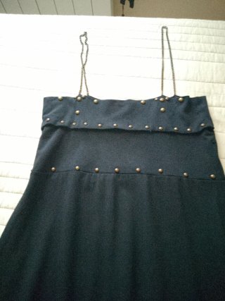 Vestido largo negro con tirantes