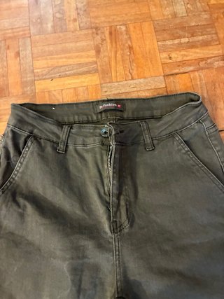 Pantalones cargo verde militar Talla M