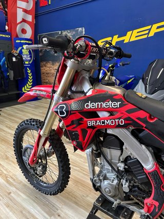HONDA CRF 450 2024 MOTOCROSS