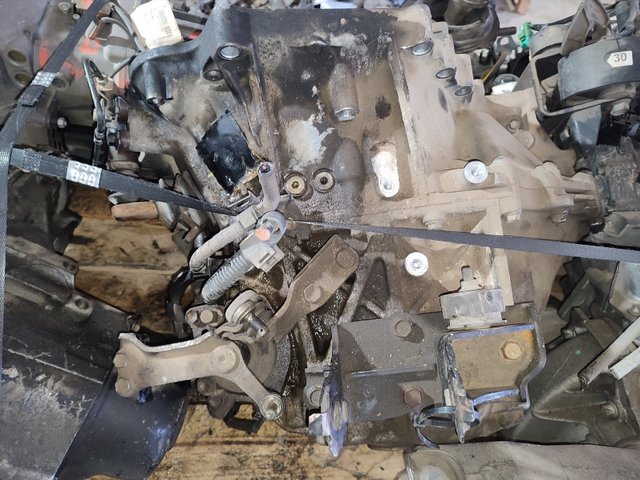 CAJA CAMBIOS TOYOTA AVENSIS BERLINA (T25) 2.0 D4-
