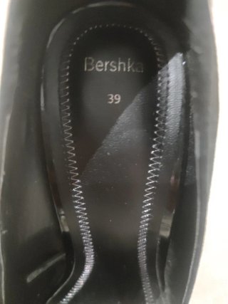 Zapatos tacón Bershka Negro Talla 39