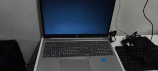 Ordenador portátil HP Plata