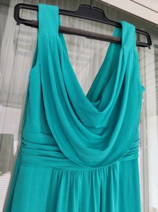 Vestido de fiesta largo color verde azulado