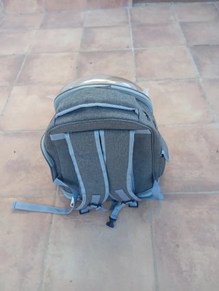 Mochila para mascotas con ventana