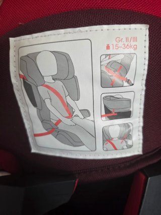 Silla de coche Cybex roja