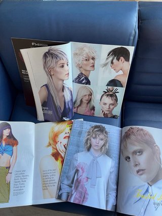 Tres revistas de peluquería profesional