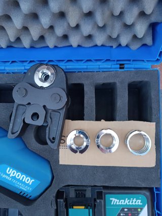 PRENSA MULTICAPA UPONOR UP110