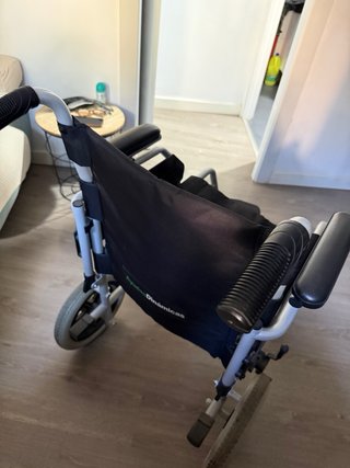 Silla ruedas de adulto en perfecto estado