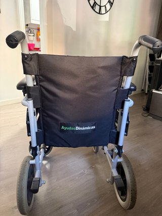Silla ruedas de adulto en perfecto estado