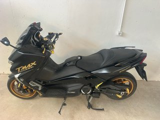 Yamaha T-max 530  cambio por bmw gs aportando dife