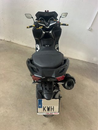 Yamaha T-max 530  cambio por bmw gs aportando dife