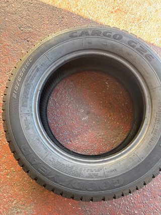 2 Neumáticos GOOD YEAR  215/65R16C Cargo G26