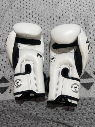 Guantes de Boxeo Venum Blancos 14 oz