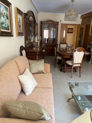 Piso en Getafe centro 102m2 hábiles  con patio