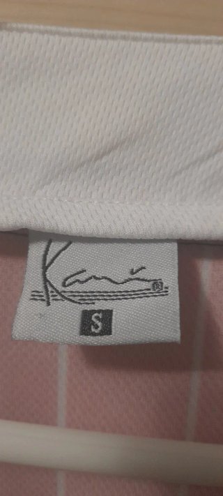 Camisetas de béisbol con botones