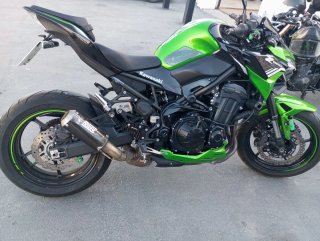 Kawasaki Z900 Verde y Negra  A2